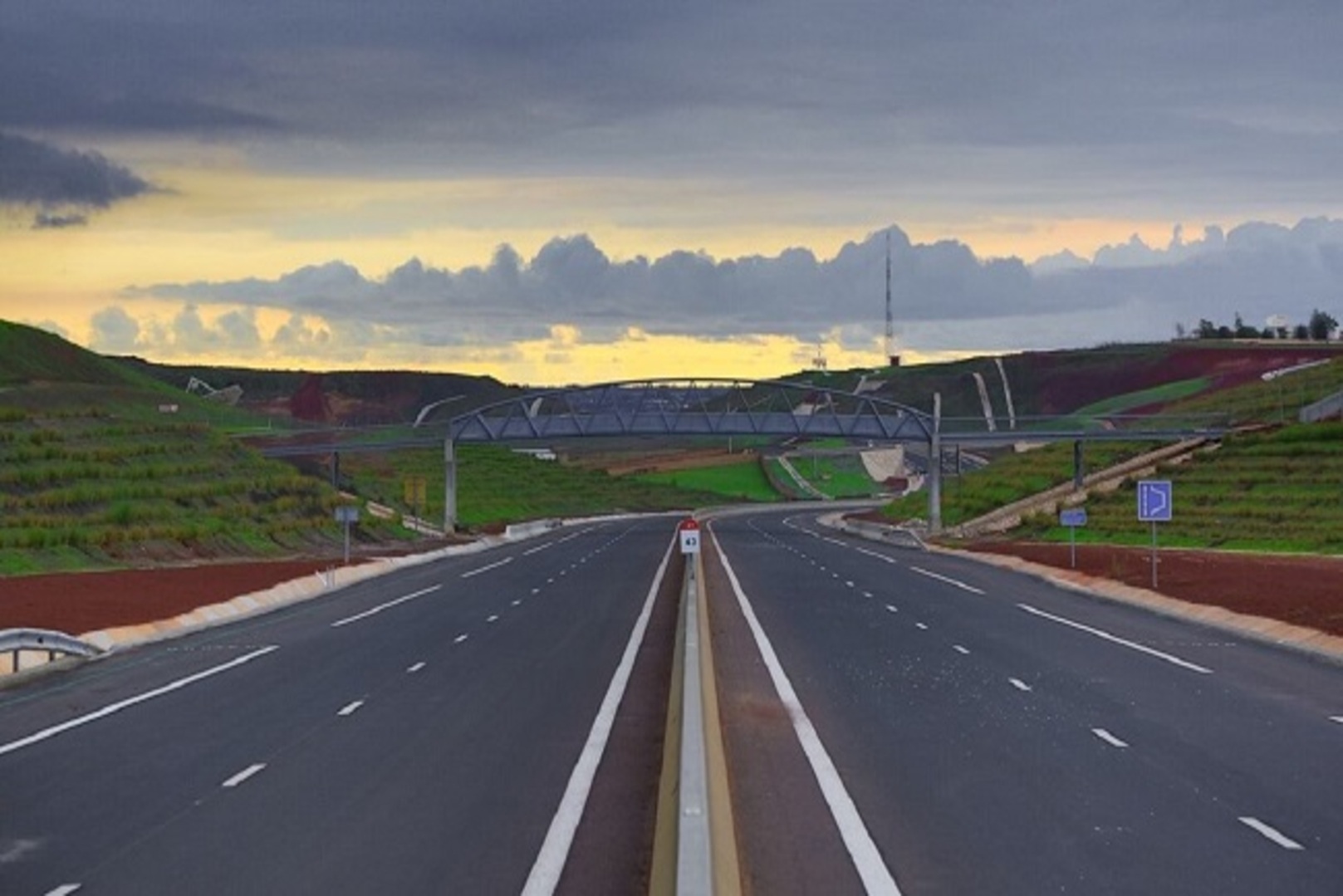 Côte d’Ivoire Ratifies the Treaty for the Creation of the Praia–Dakar–Abidjan Highway Corridor